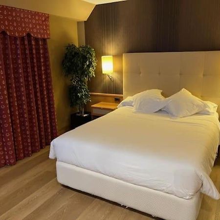 Coto Real Hotel Rabade ภายนอก รูปภาพ