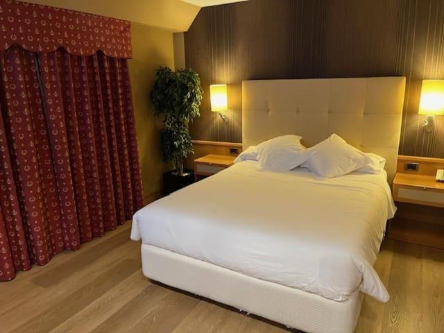 Coto Real Hotel Rabade ภายนอก รูปภาพ